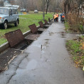 📍РП.Фосфоритный , ул. Школьная , д .1  Проведена очистка желобов от листвы и мусора❗️